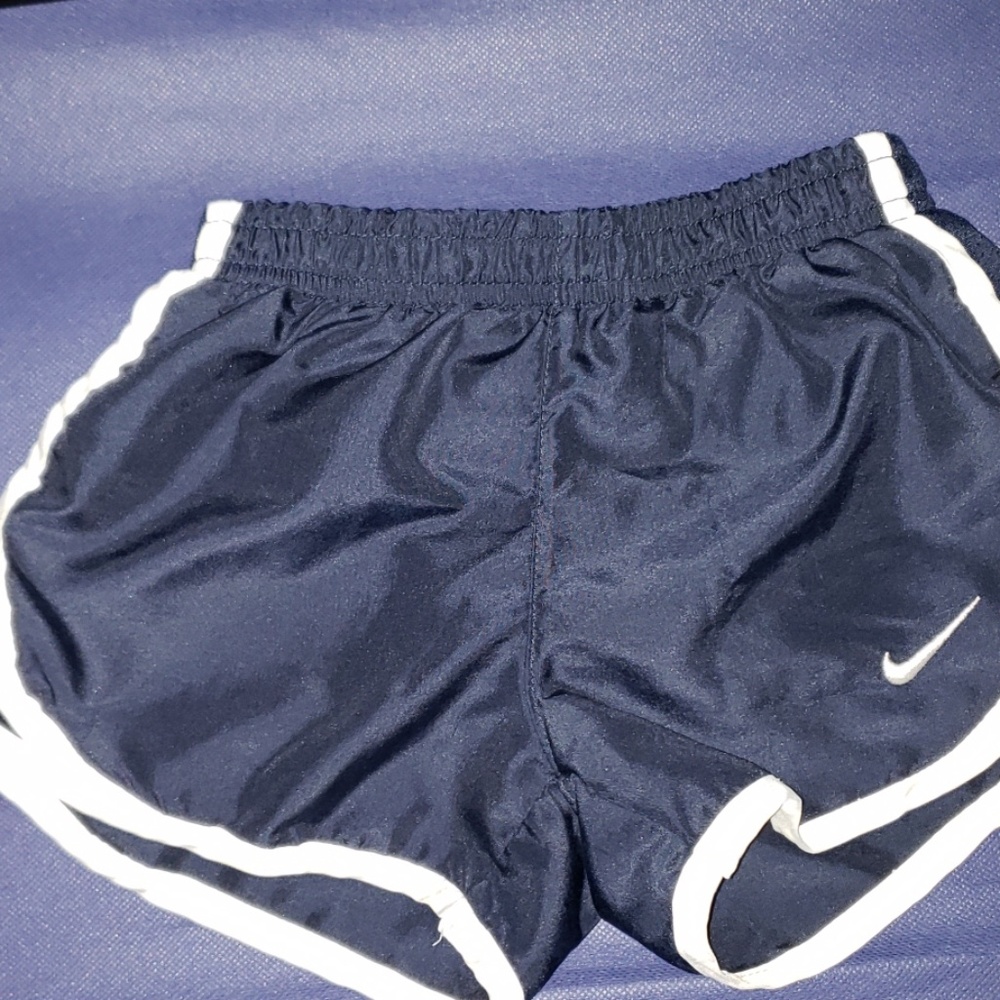 Size 5 NIKE dry fit Shirts - Navy Blue